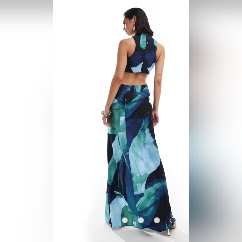 ASOS DESIGN racer neck maxi dress with twist waist detail in blue abstract print - Picture 2 of 10
